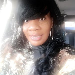 Meet your Posher, Renee